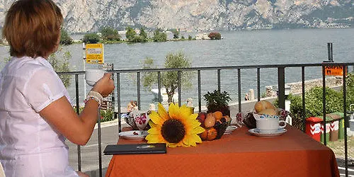 June Garda Brenzone sul Garda