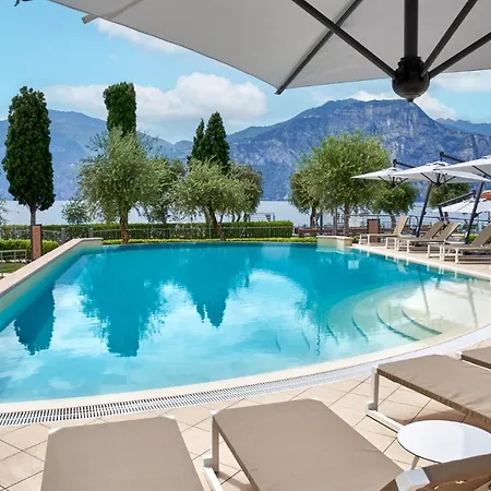 Aparthotel June Garda Brenzone sul Garda