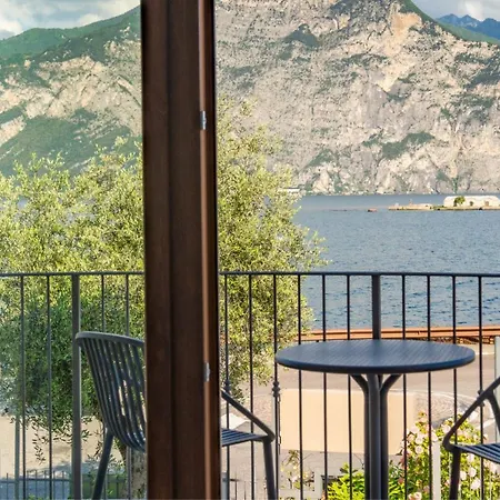 June Garda Hotel apartamentowy