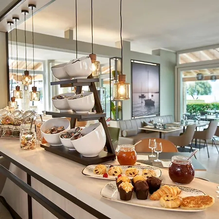 Aparthotel June Garda Brenzone sul Garda