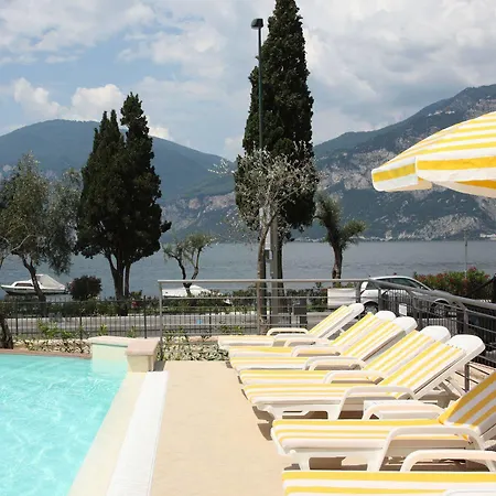 Lejlighedshotel June Garda