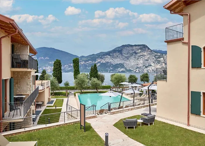 June Garda 4* Brenzone sul Garda
