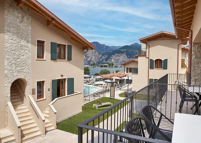 June Garda 4* Brenzone sul Garda