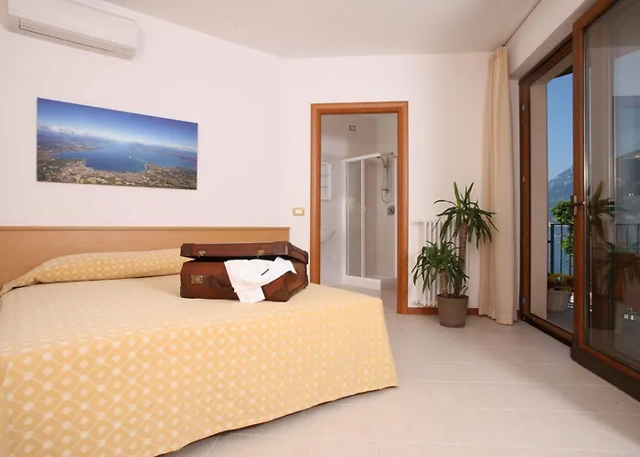 June Garda Brenzone sul Garda