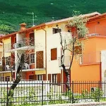 June Garda 4* Brenzone sul Garda
