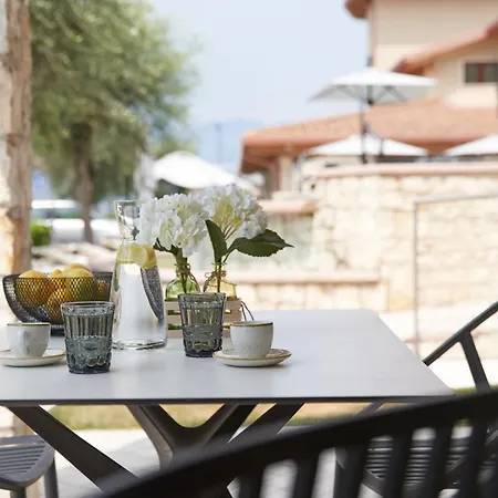 June Garda 4* Brenzone sul Garda