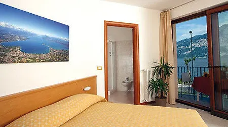 Apartmanhotel June Garda Brenzone sul Garda